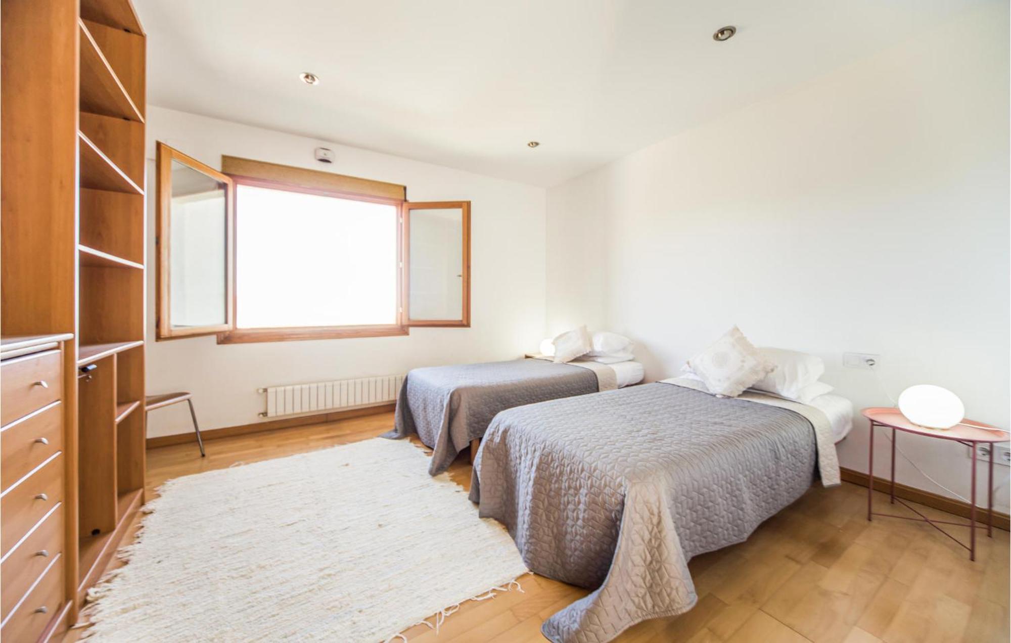 Amazing Home In Ador With Kitchenette Buitenkant foto